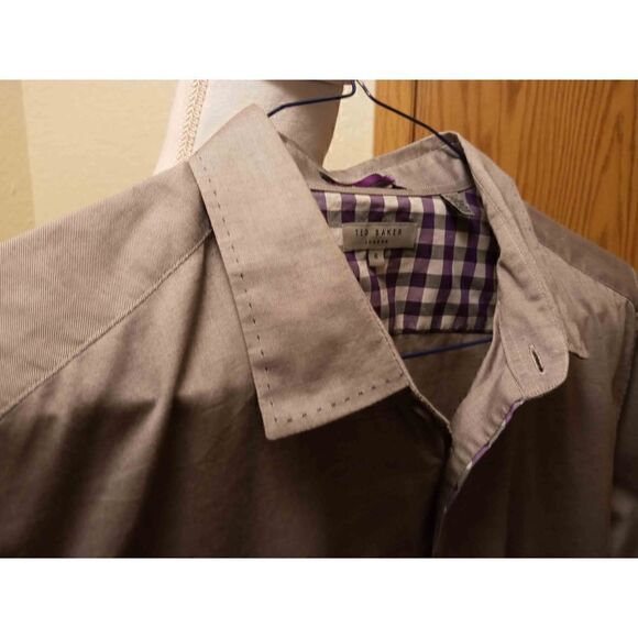 Ted Baker London Gray w/ Purple Checkered inner-Button down Long Sleeve-Size 6 - Picture 3 of 6
